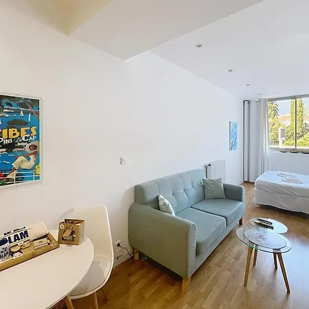 Heart Of Town Cozy Bright Warm & Sunny By Olam Apartment